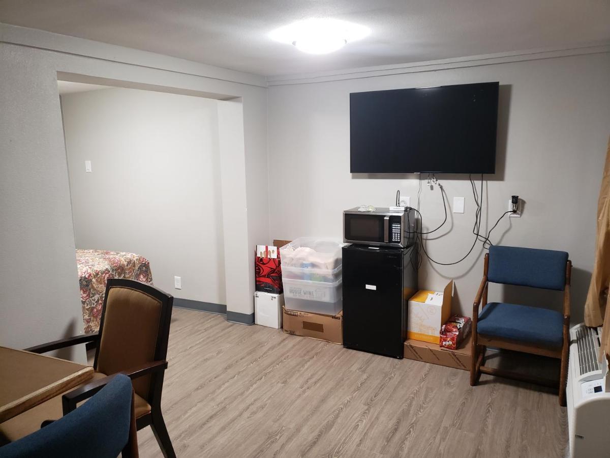 Parkrose Inn And Suites พอร์ตแลนด์ ภายนอก รูปภาพ
