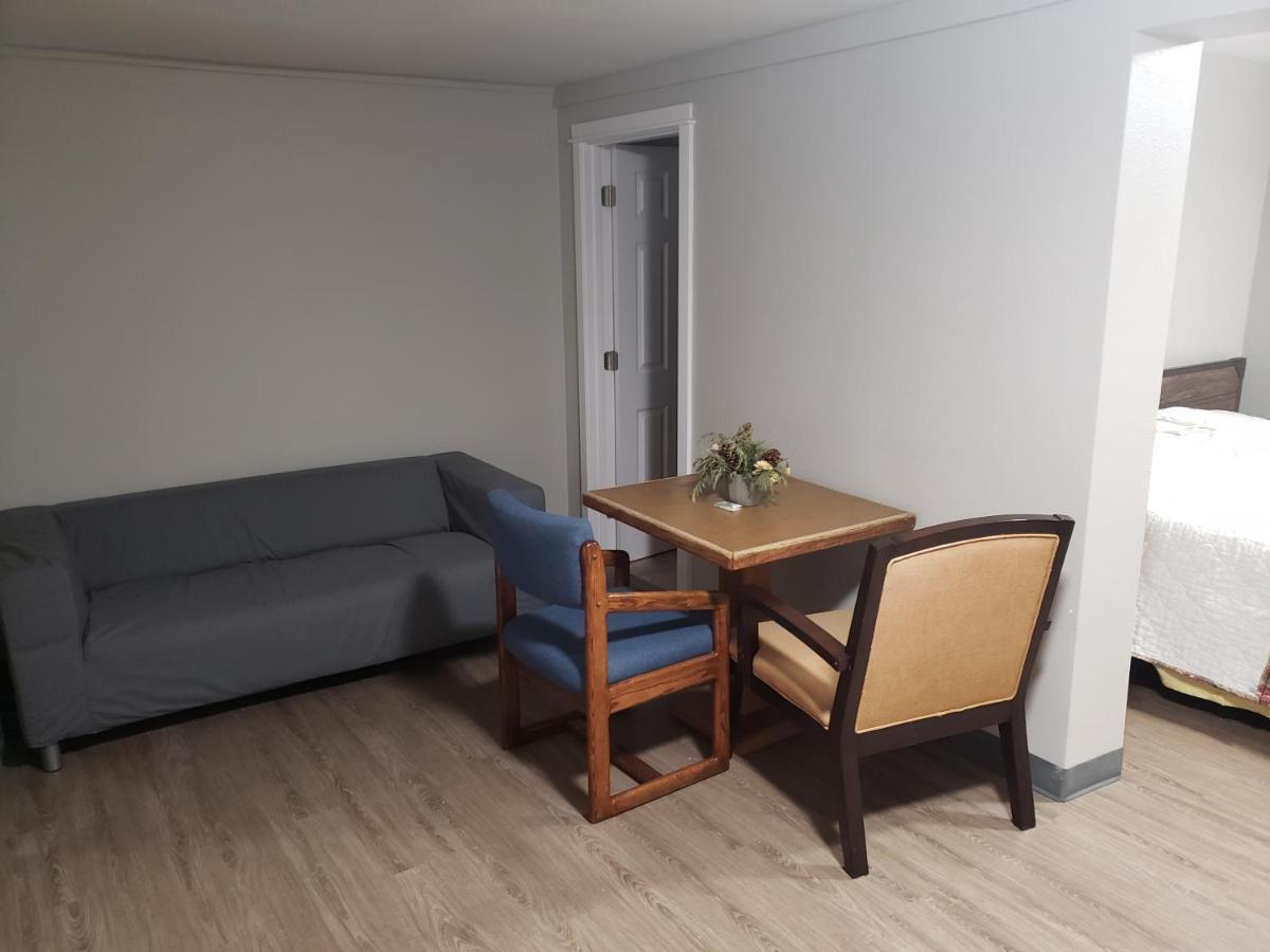 Parkrose Inn And Suites พอร์ตแลนด์ ภายนอก รูปภาพ